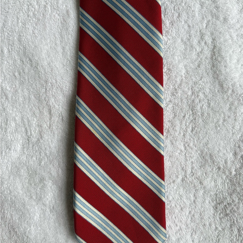 Brooks Brothers Silk Tie.   Red with light blue / white stripes.